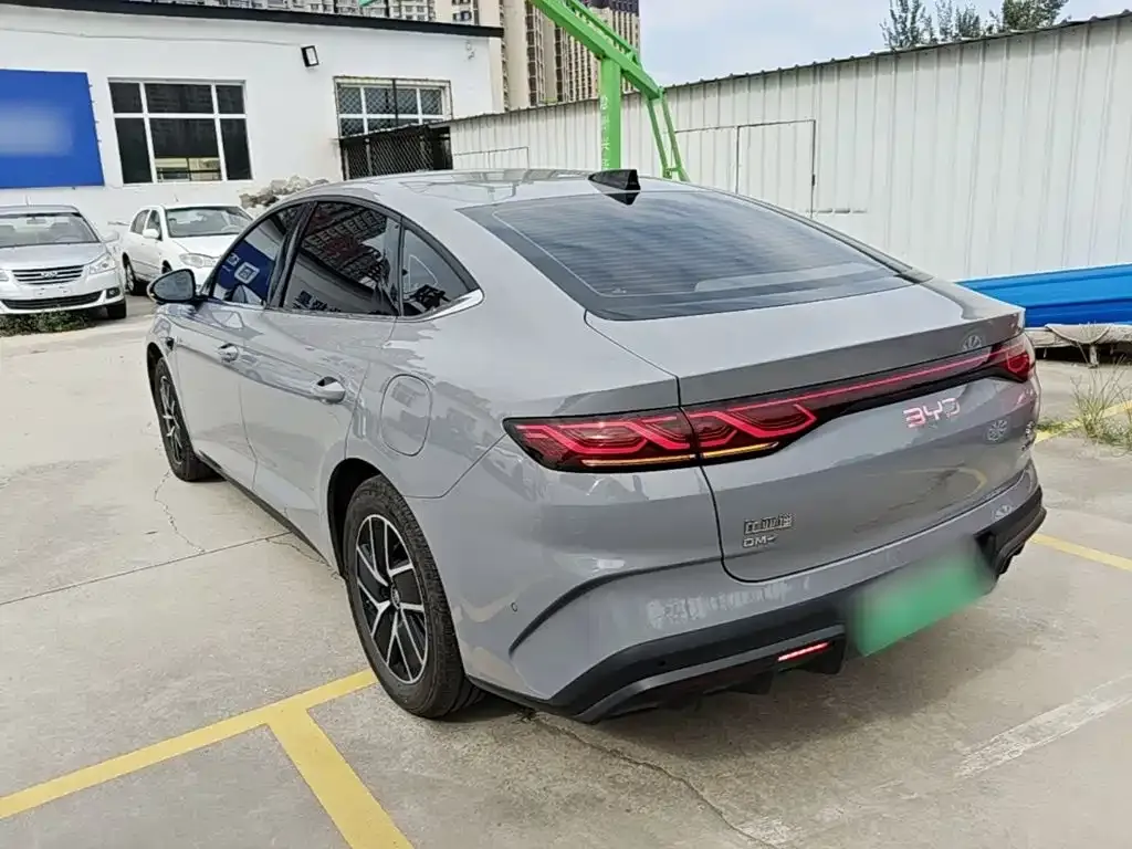 BYD Qin L — фото 4