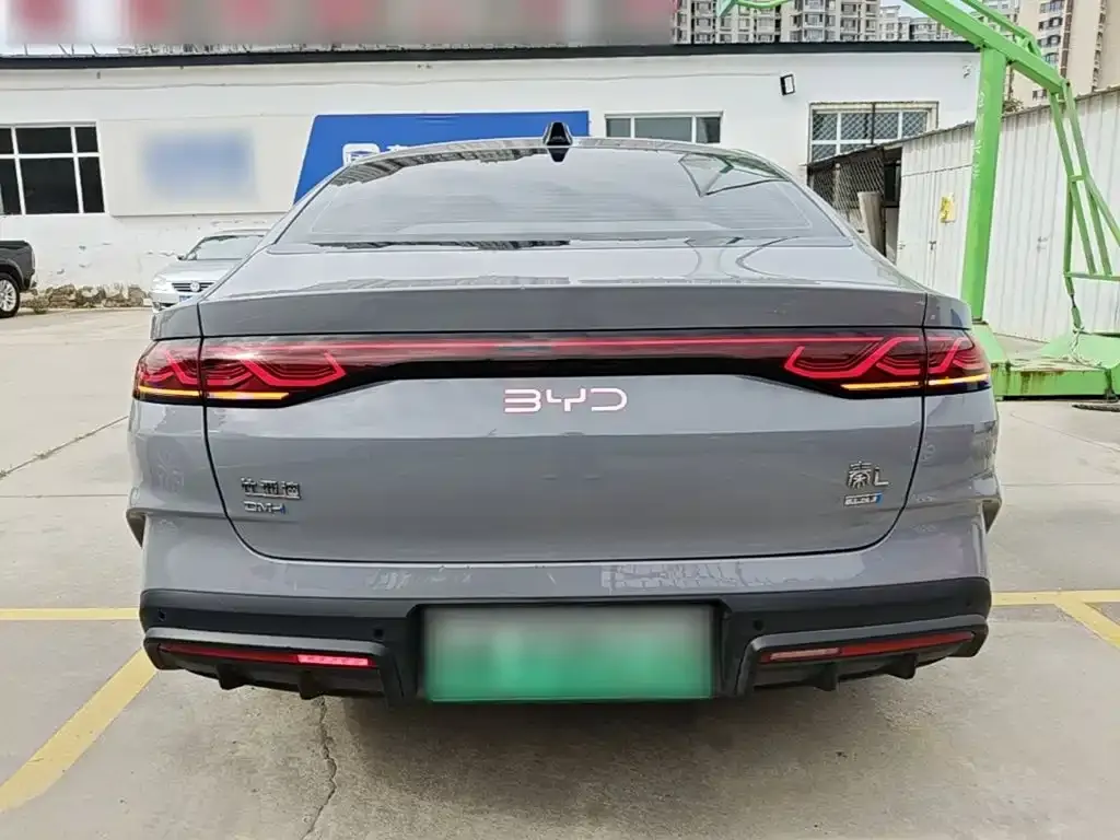 BYD Qin L — фото 6