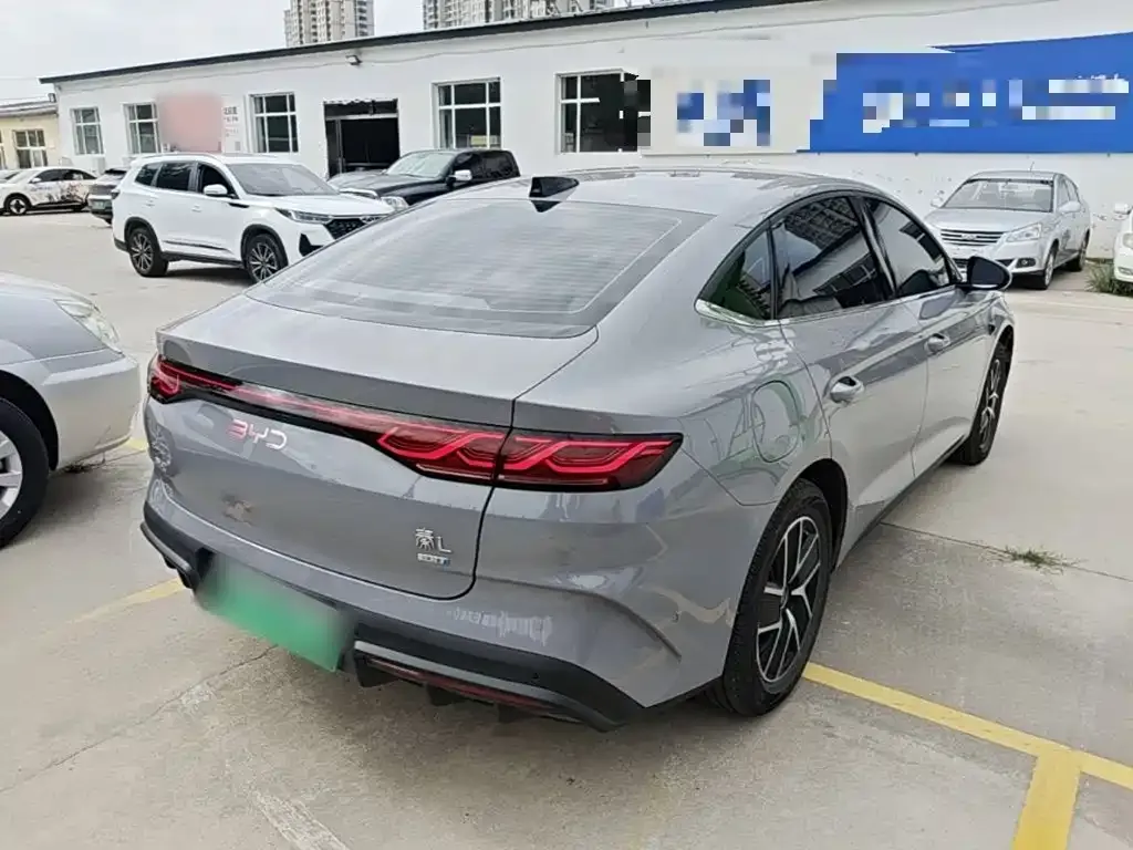 BYD Qin L — фото 10