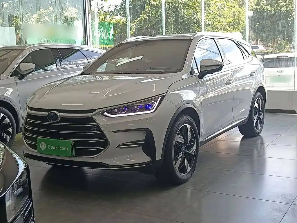 BYD Tang New Energy — фото 1