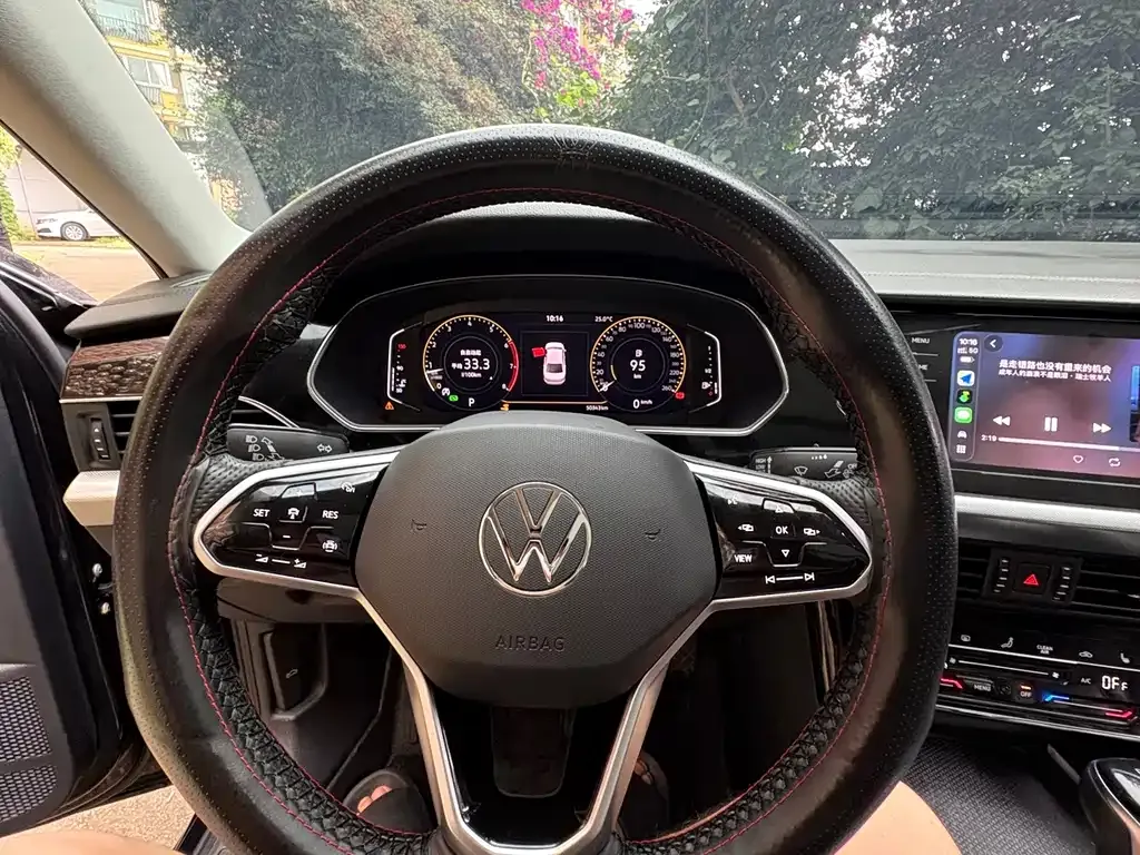 Volkswagen Passat — фото 3