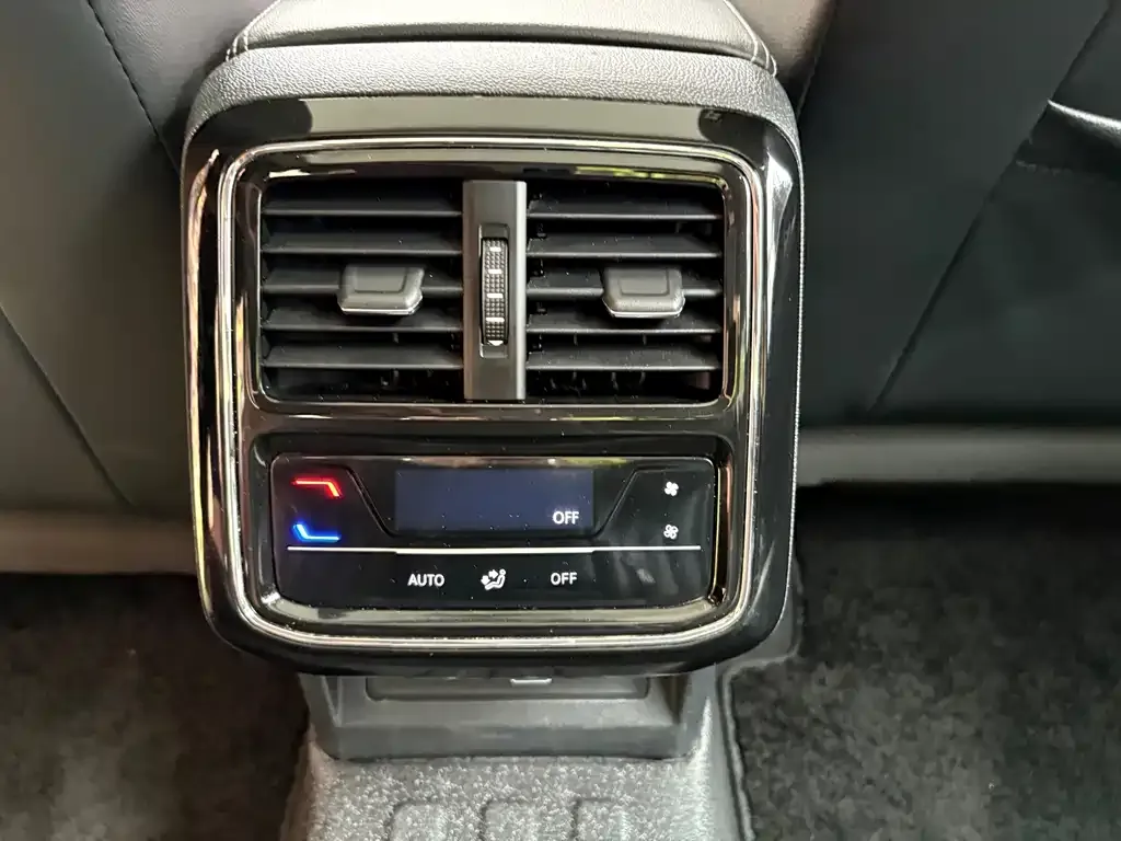 Volkswagen Passat — фото 6