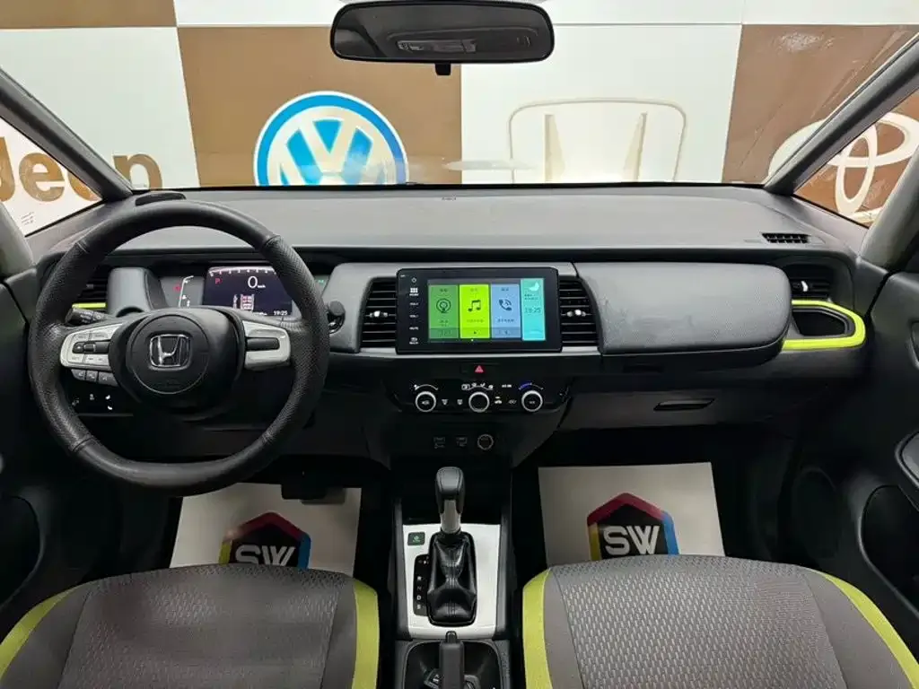 Honda Fit — фото 5