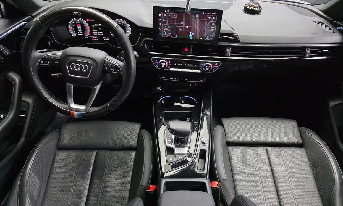 Audi A4 — фото 10