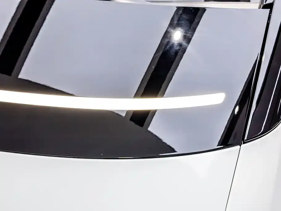 Li Auto MEGA — фото 7