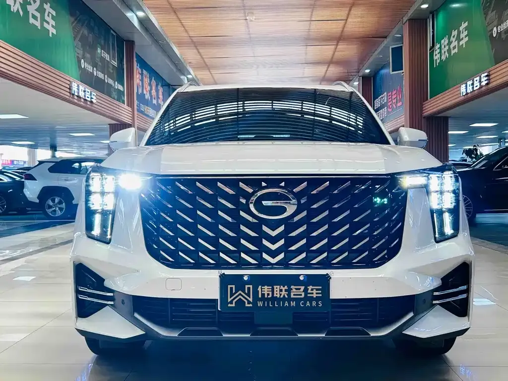 GAC Motor Trumpchi GS8 — фото 4