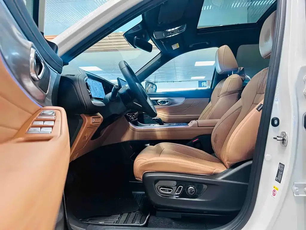 GAC Motor Trumpchi GS8 — фото 5