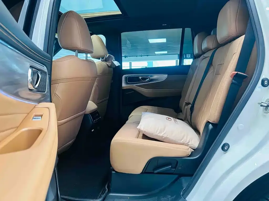 GAC Motor Trumpchi GS8 — фото 6