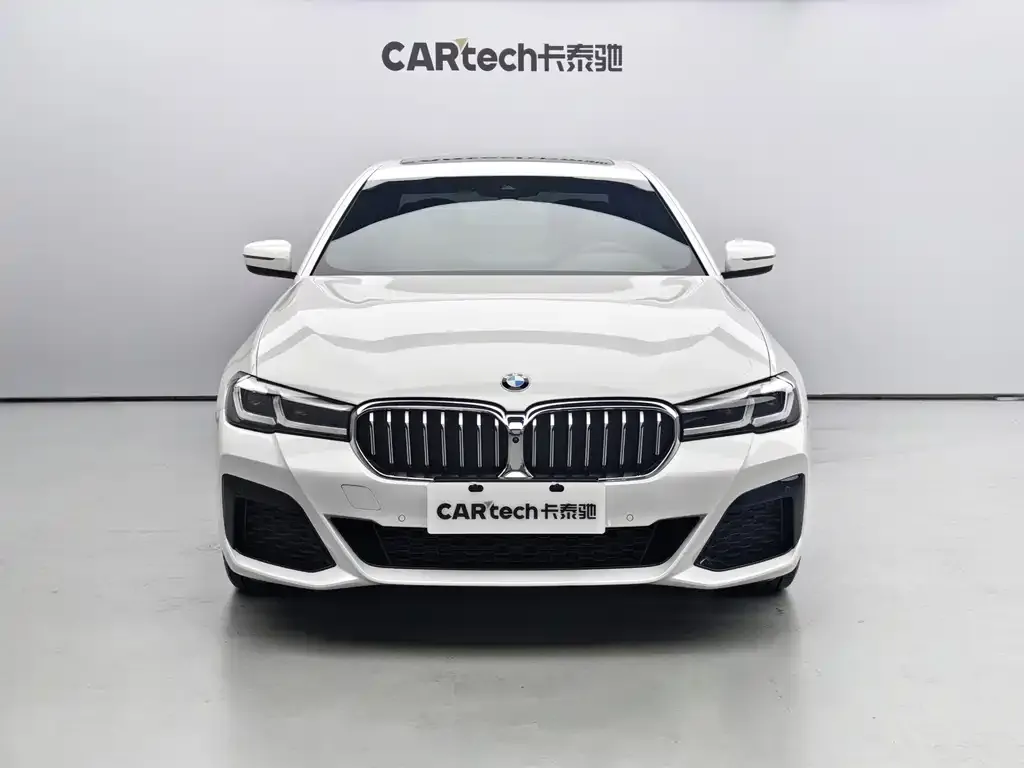 BMW 5 Series — фото 2