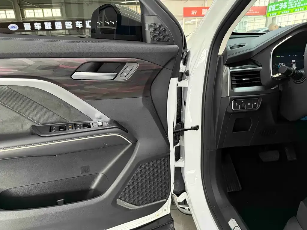 Haval H6 — фото 10
