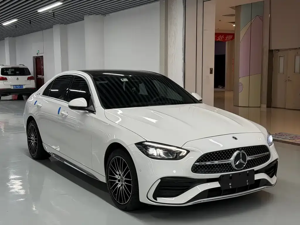 Mercedes-Benz C-Class — фото 10