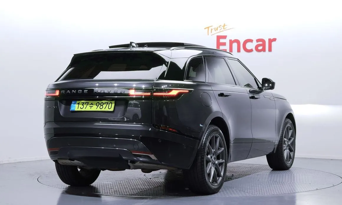 Land Rover Range Rover Velar — фото 4
