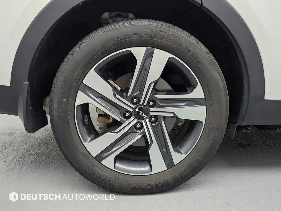 Kia Sorento — фото 6
