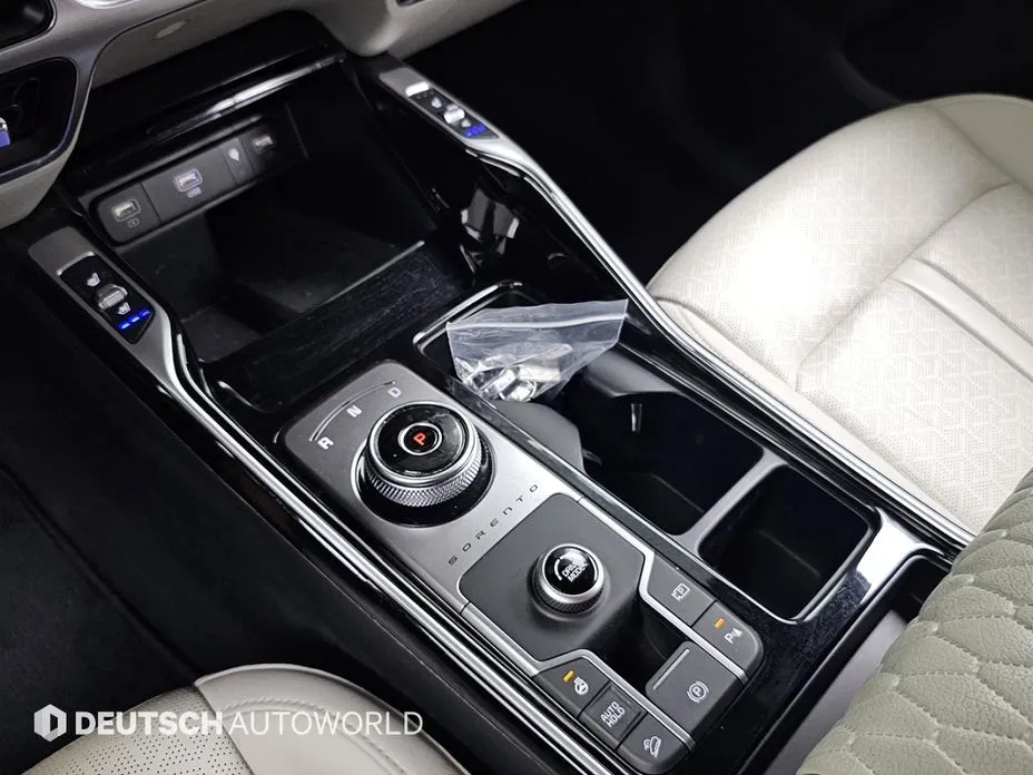 Kia Sorento — фото 9