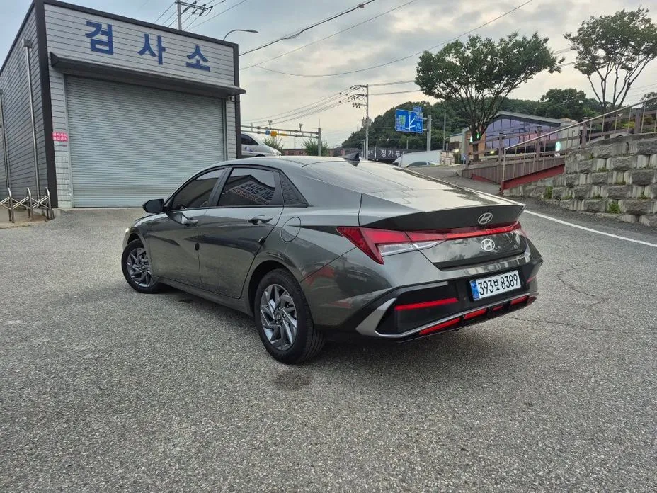 Hyundai AVANTE — фото 2