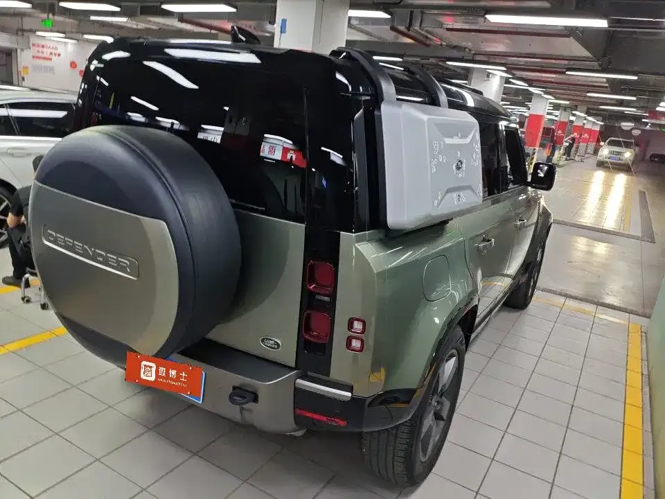 Land Rover Defender — фото 5