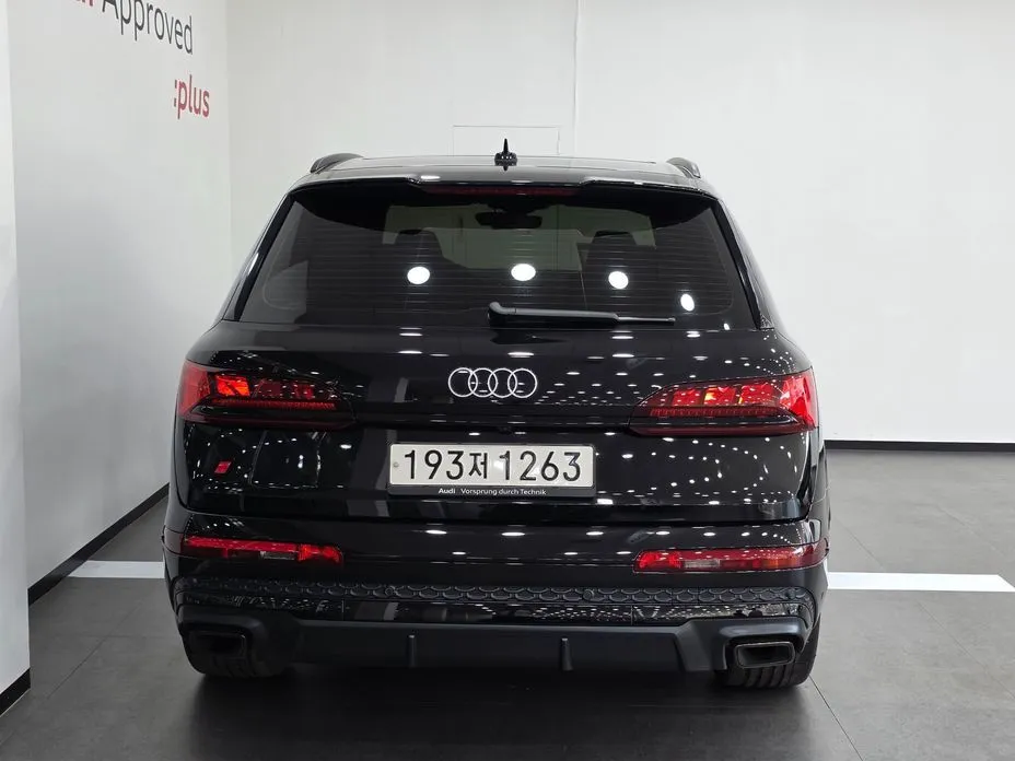 Audi Q7 — фото 2