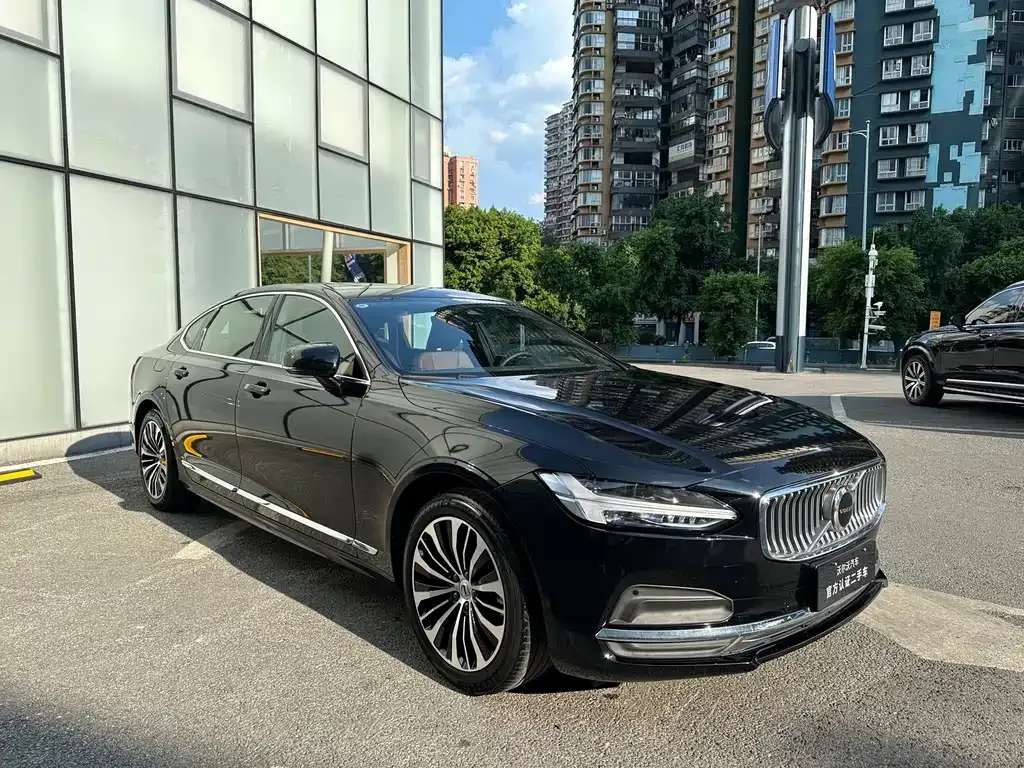 Volvo S90 — фото 10