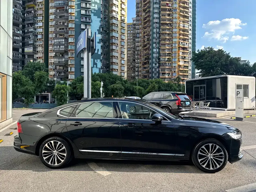 Volvo S90 — фото 6