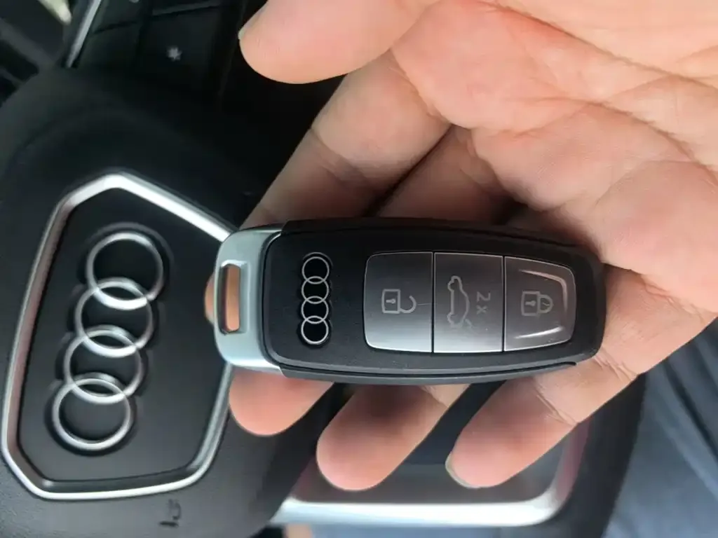 Audi A3 — фото 2