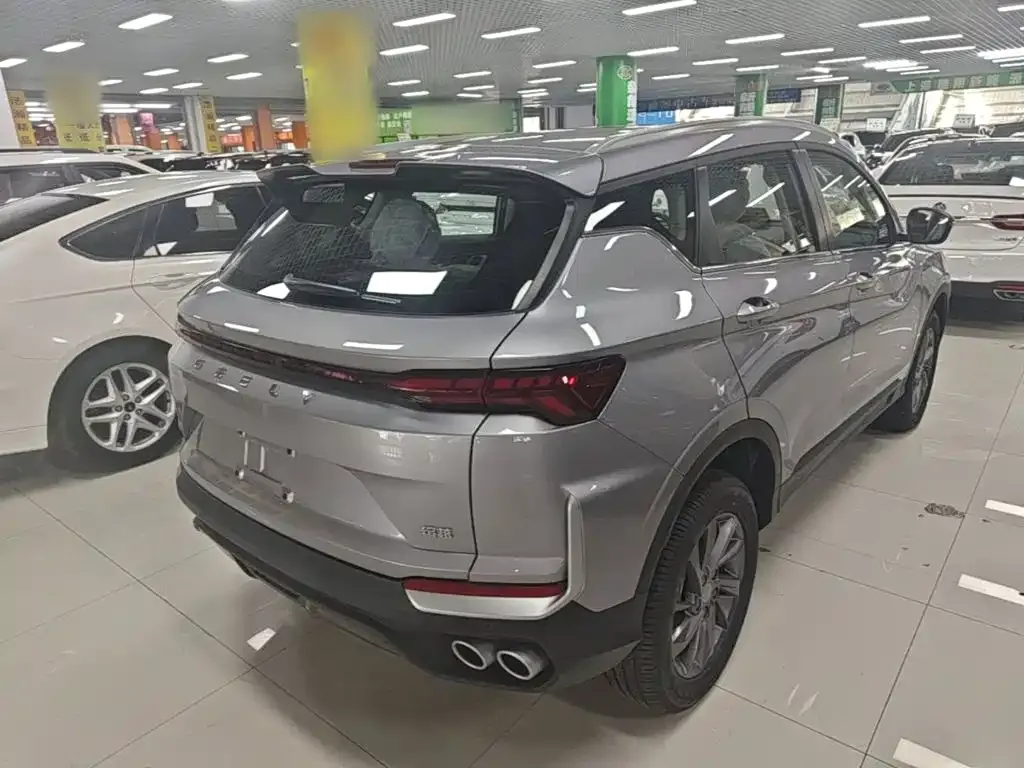 Geely Binyue — фото 10