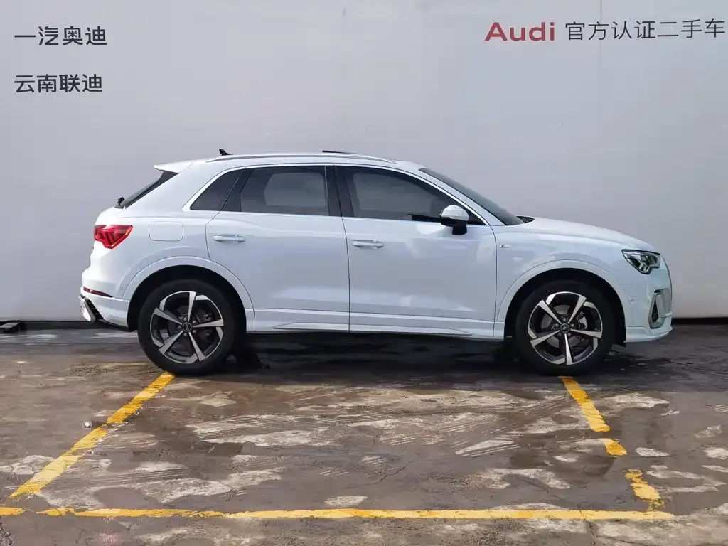 Audi Q3 — фото 10