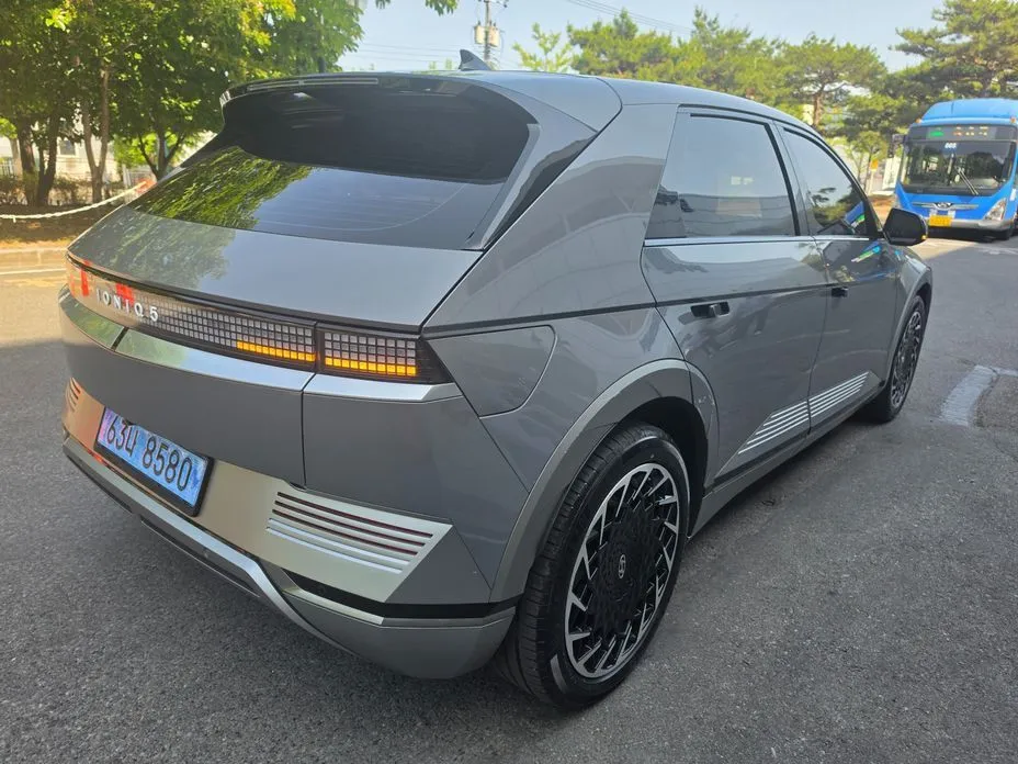 Hyundai Ioniq5 — фото 2