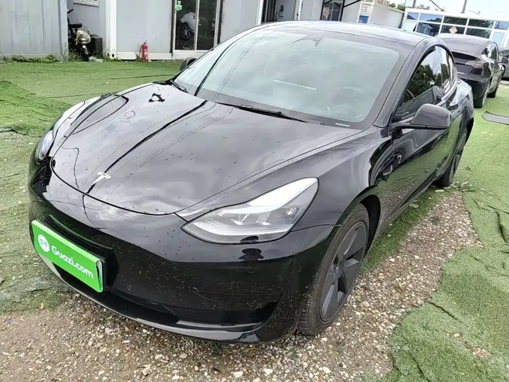 Tesla Model 3 — фото 6