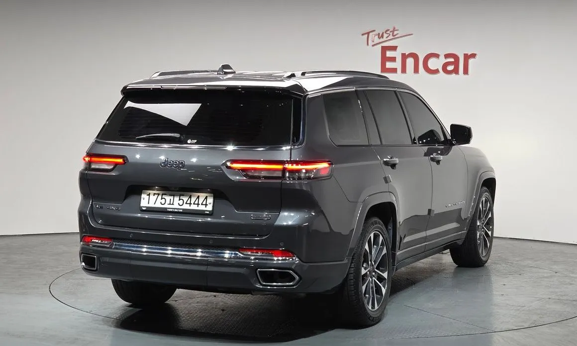 Jeep Cherokee — фото 4