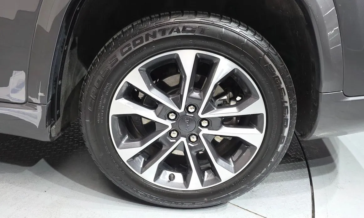 Jeep Cherokee — фото 2