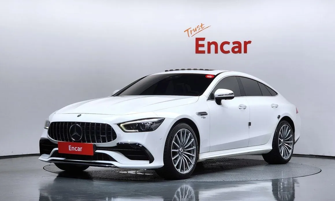 Mercedes-Benz AMG GT — фото 1