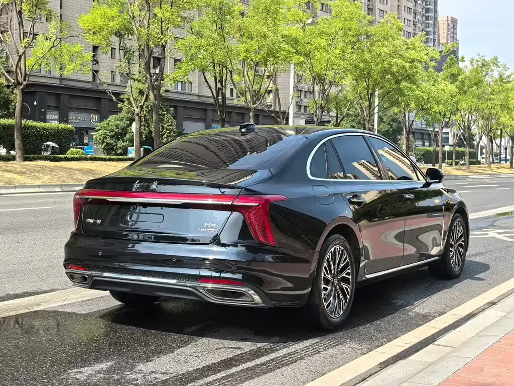 Hongqi H5 — фото 8