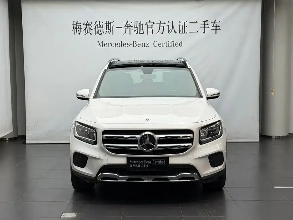 Mercedes-Benz GLB — фото 10