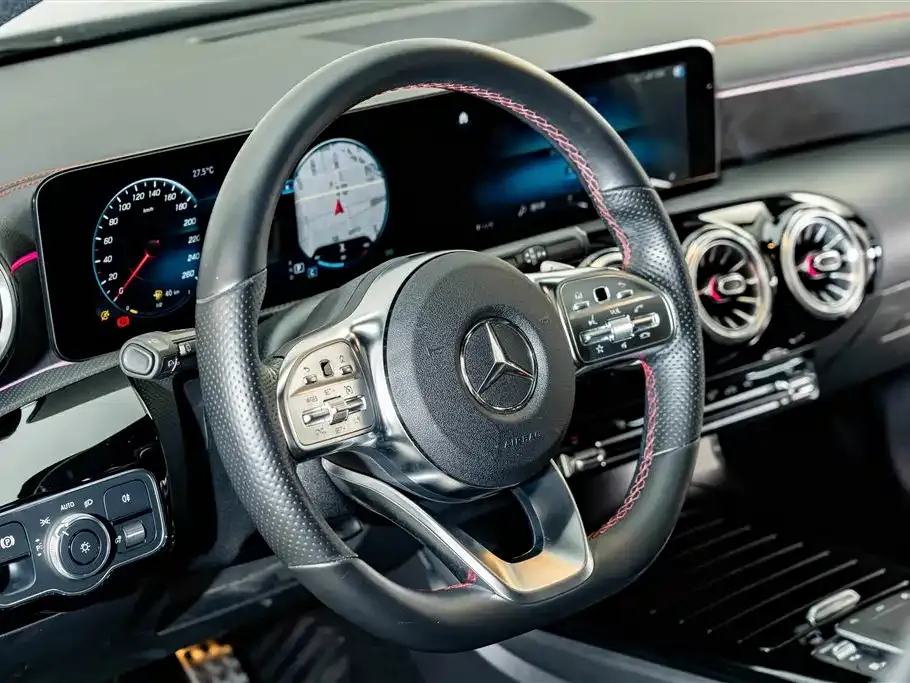 Mercedes-Benz CLA (Import) — фото 8