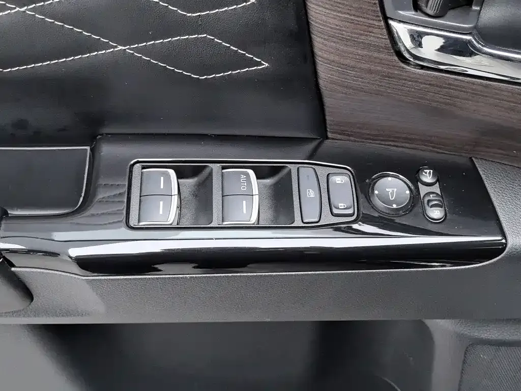 Honda Odyssey — фото 10