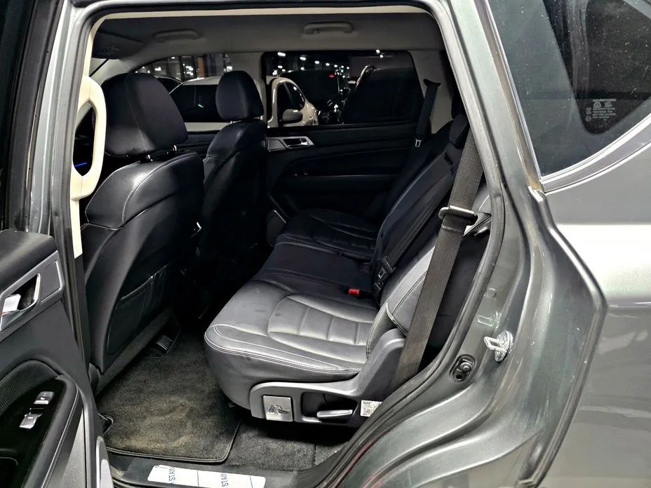 KG Mobility (Ssangyong) Rexton — фото 4