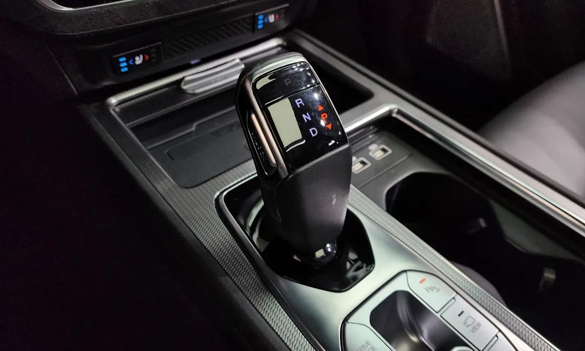 KG Mobility (Ssangyong) Rexton — фото 4