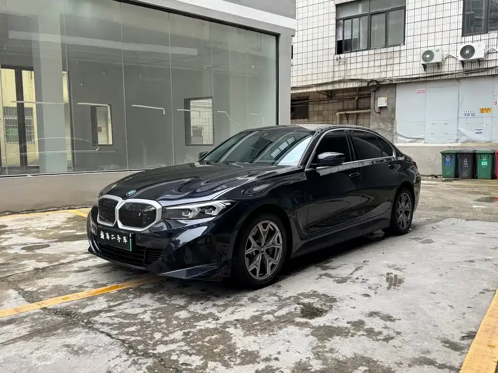 BMW i3 — фото 1