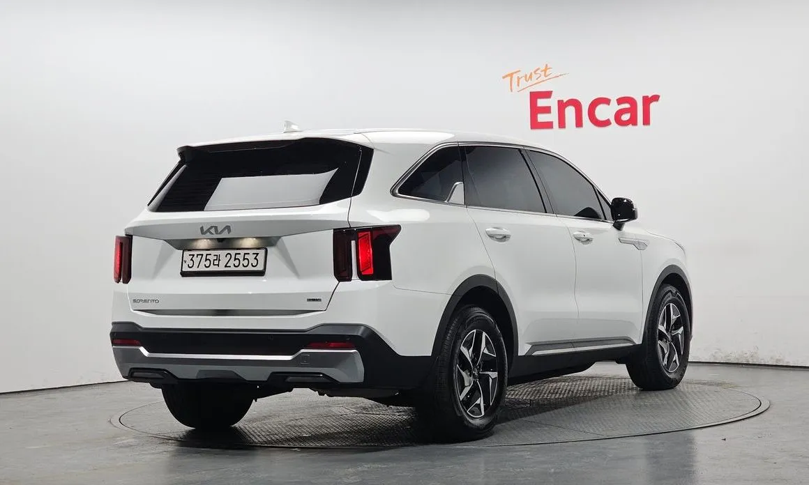 Kia Sorento — фото 4