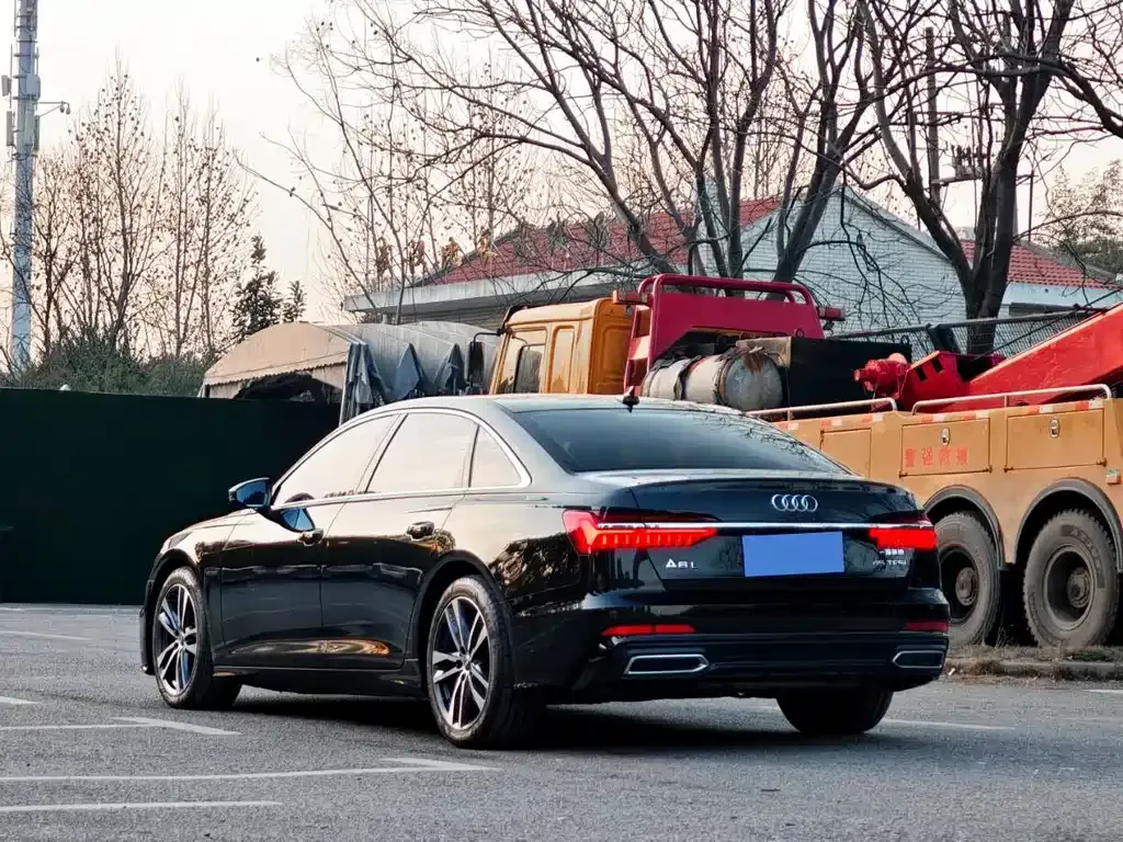 Audi A6L — фото 6