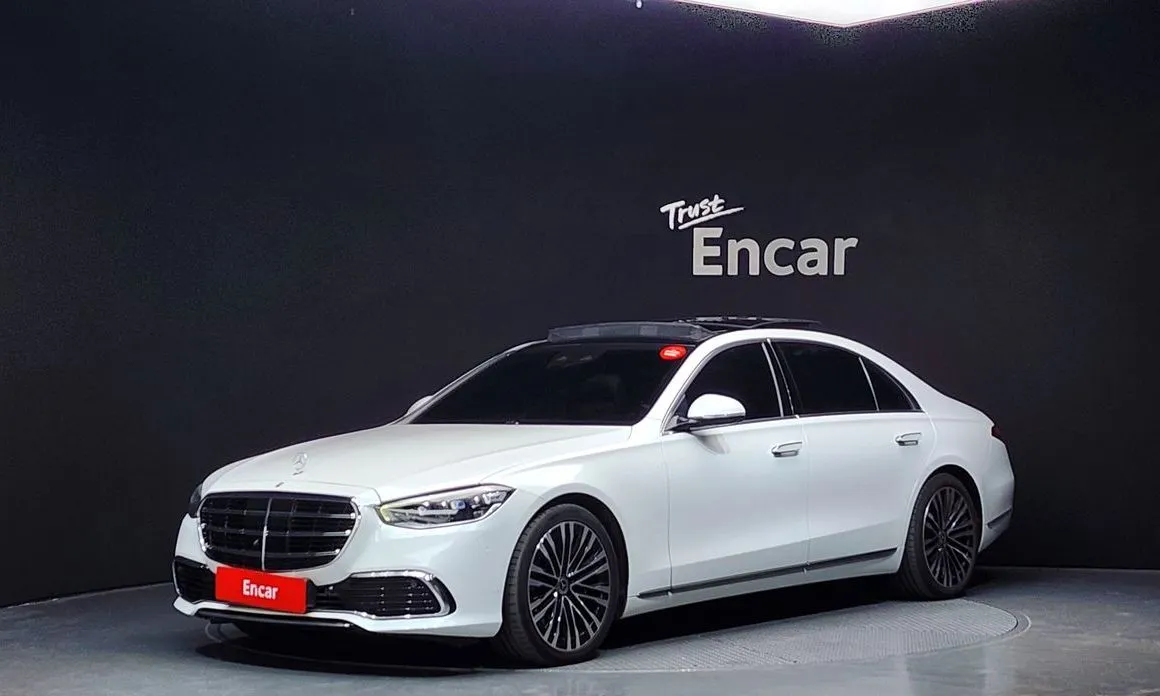 Mercedes-Benz S-Class — фото 1