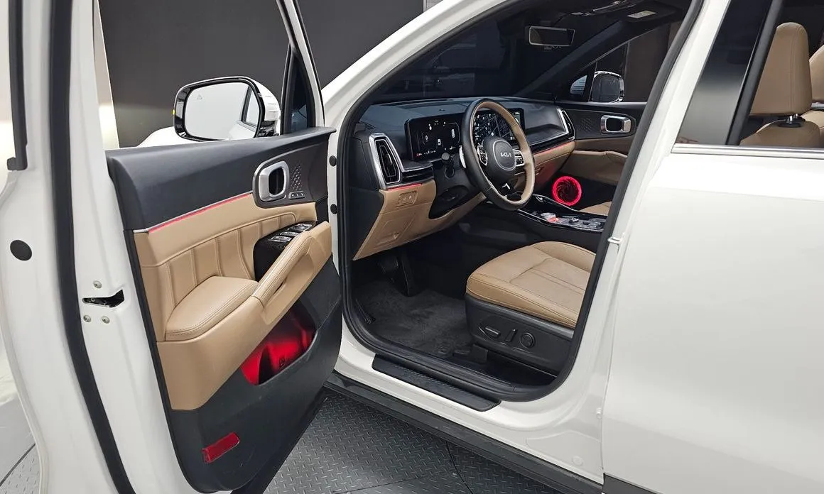 Kia Sorento — фото 7