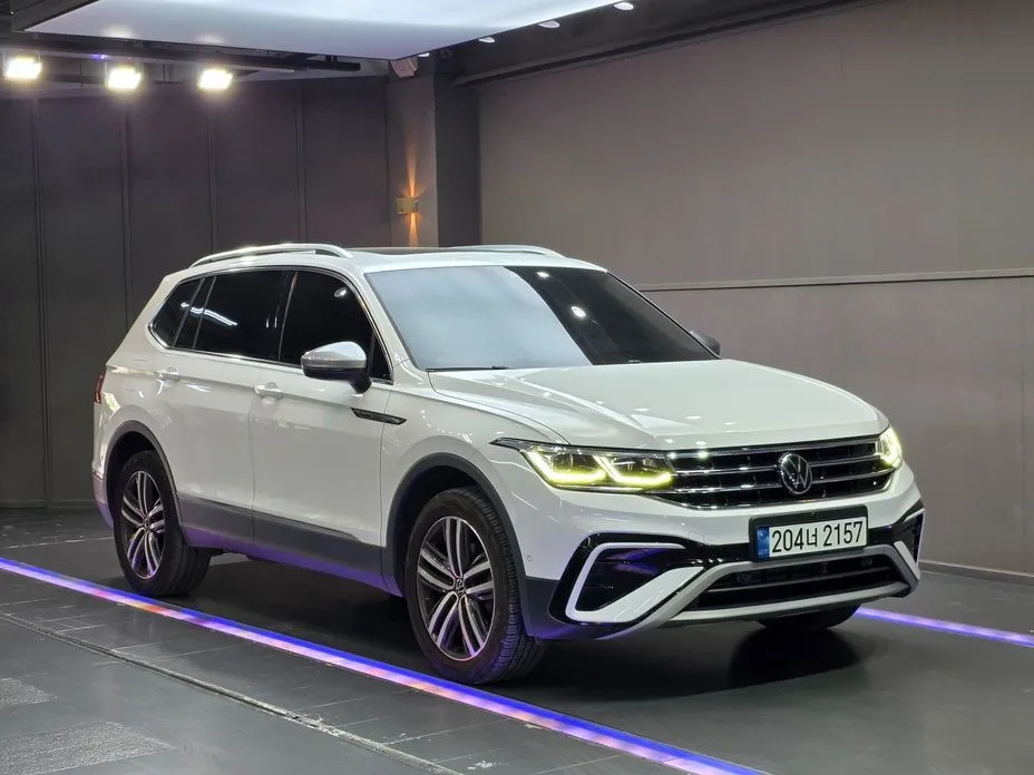 Volkswagen Tiguan — фото 1