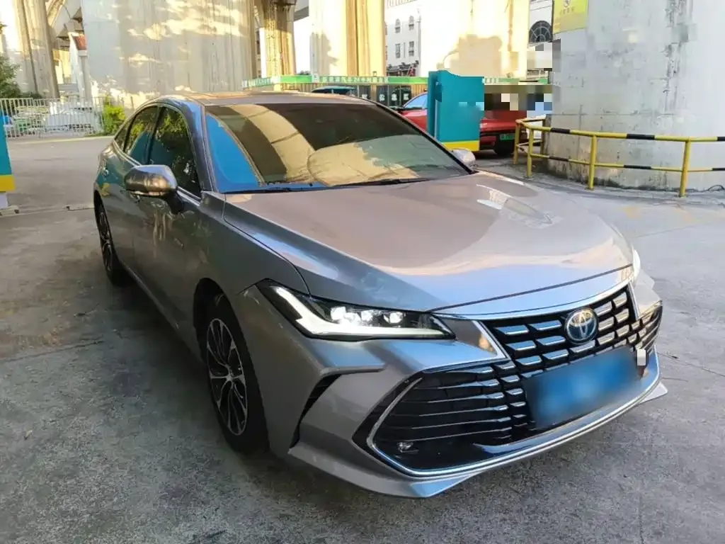 Toyota Avalon — фото 10