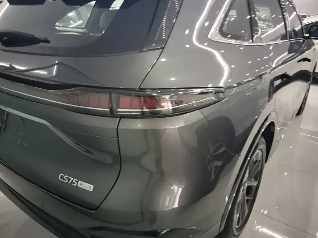 Changan CS75PLUS — фото 2