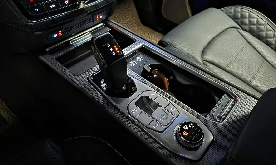 KG Mobility (Ssangyong) Rexton — фото 6