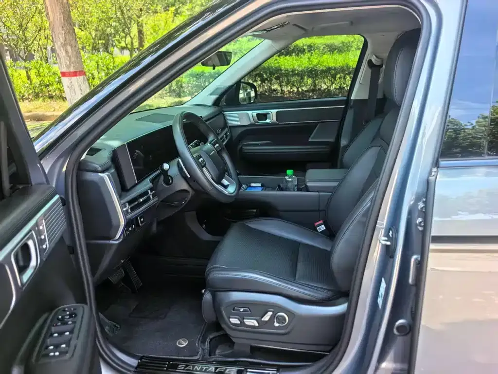 Hyundai Santa Fe — фото 2