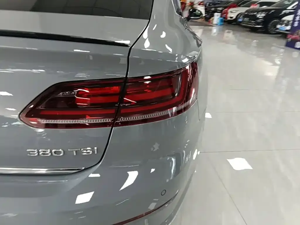 Volkswagen CC — фото 3