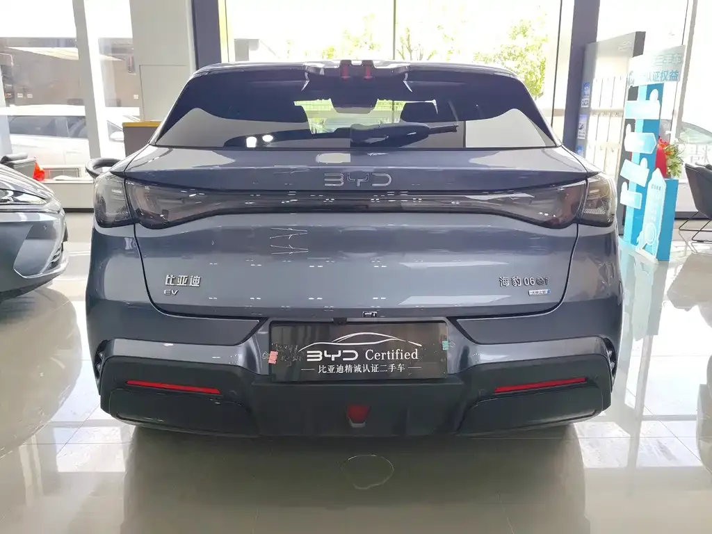 BYD Seal 06GT — фото 10