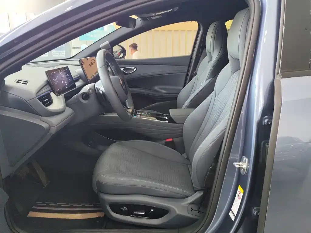 BYD Seal 06GT — фото 3